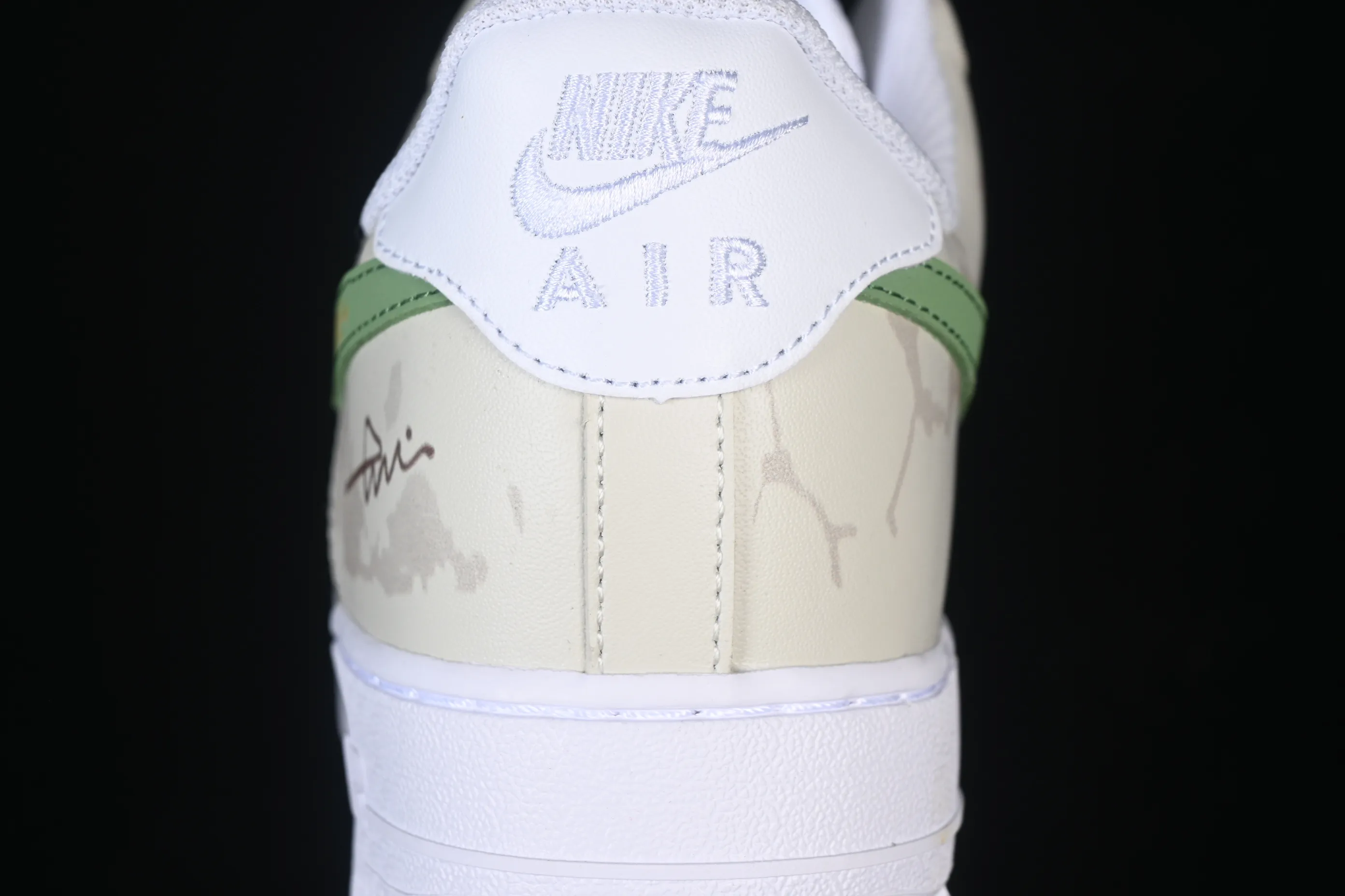 All categories Nk Air Force 1 Air Force series Nk Air Force 1 Low Air Force low-top Nike Air Force 1'07 Low brown-green prologue Air Force 1 low-top casual sneakers ZH0316-130